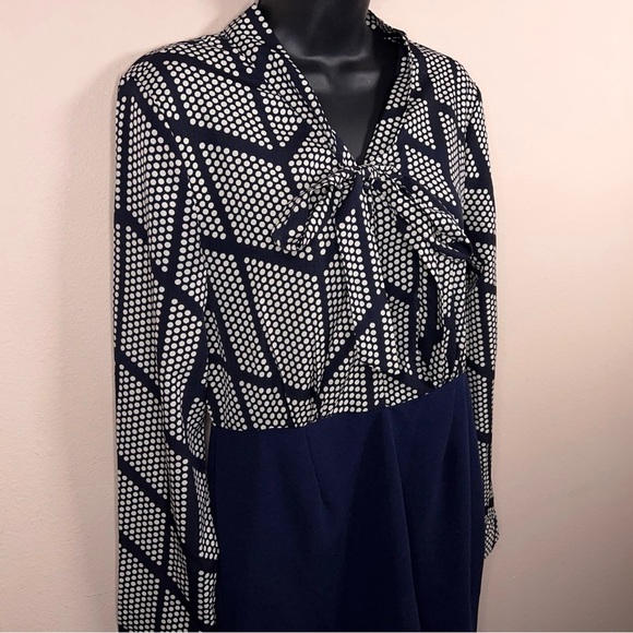 Size 6 Blue White Long Sleeve Dress Dot Print Bow Neckline Accent Zip Closure - Picture 3 of 16